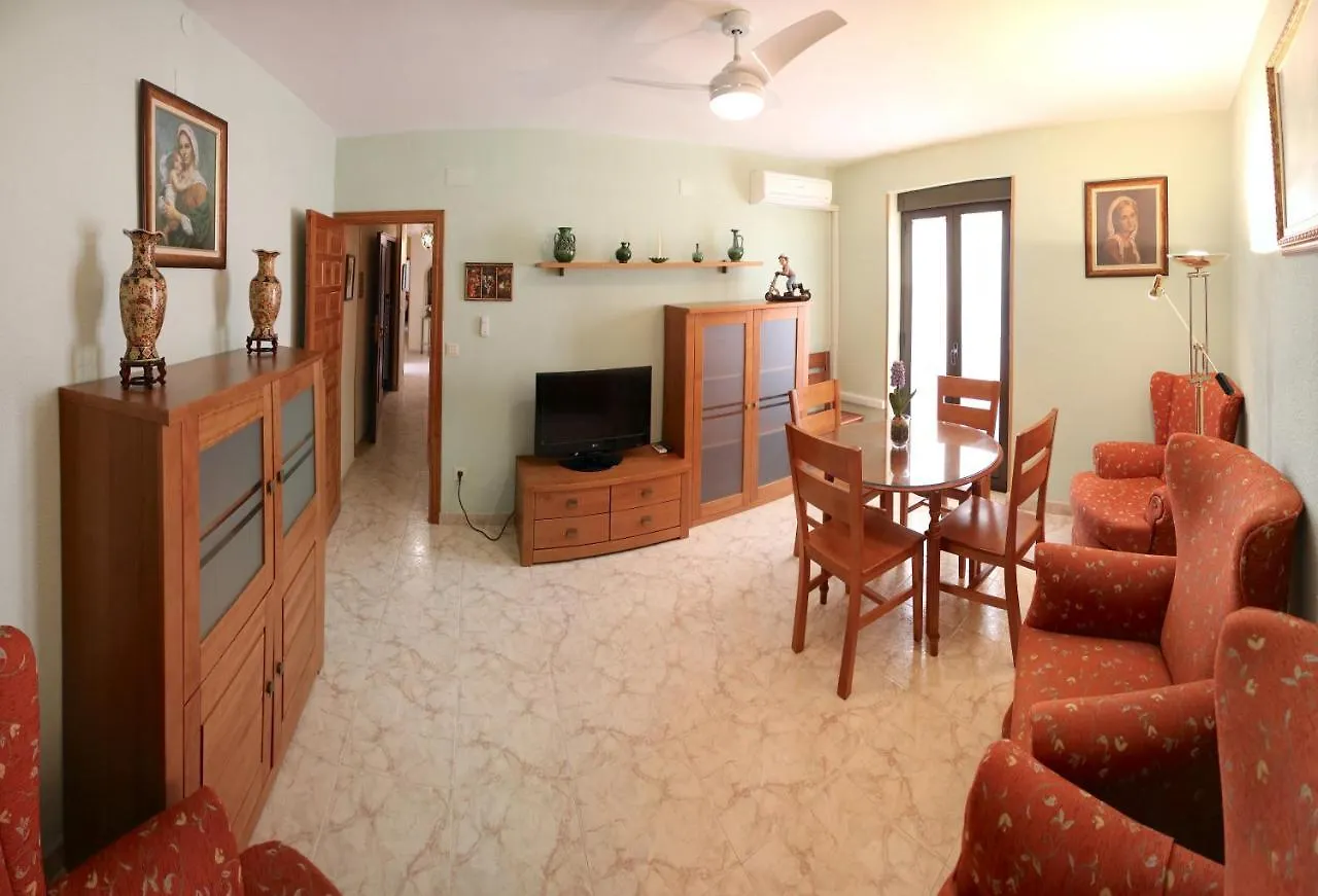 Vivienda Turistica Carmelitas Descalzas Daire Úbeda 0*,  İspanya